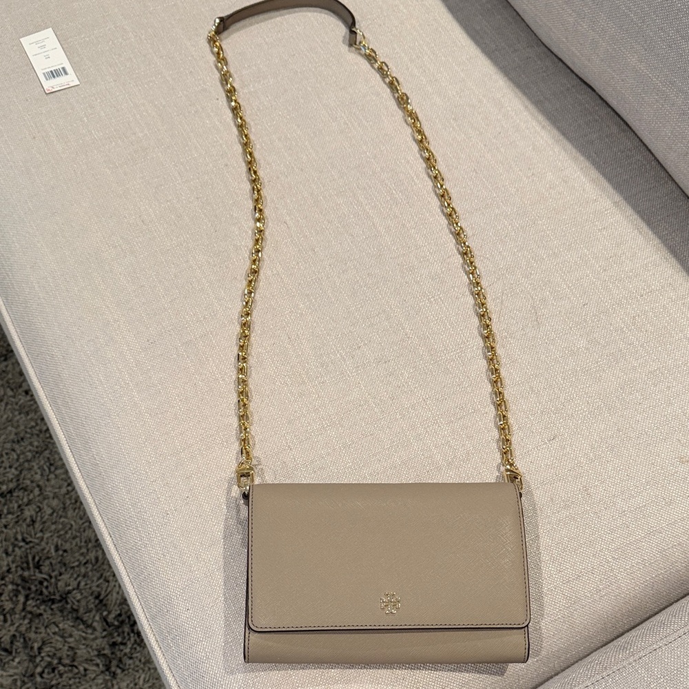 Tory Burch Emerson Chain Wallet in French Gray.  Never been used.